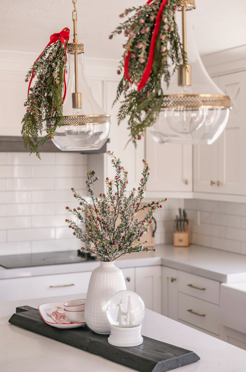 These Modern Christmas Decor Ideas Are Holiday Luxury