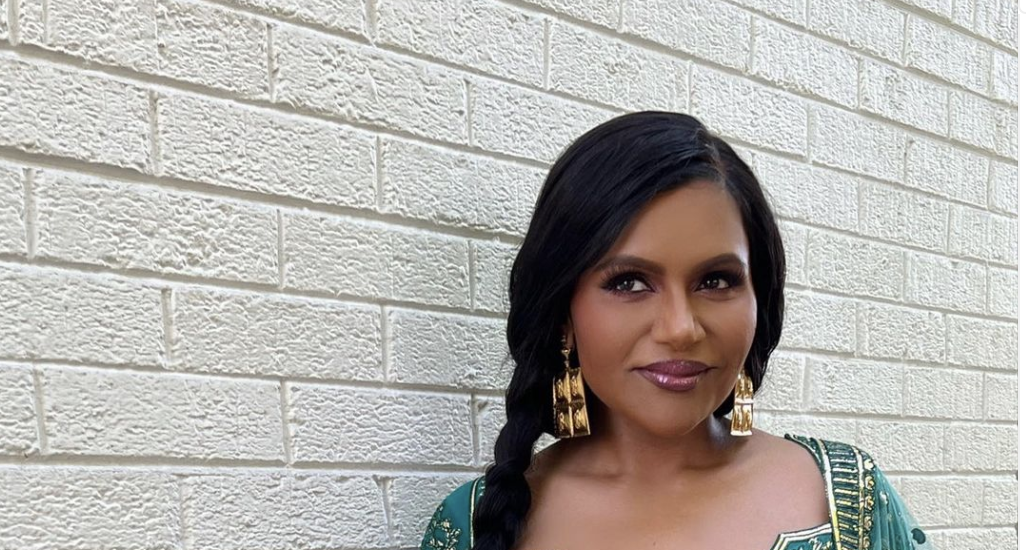 mindy kaling belly button