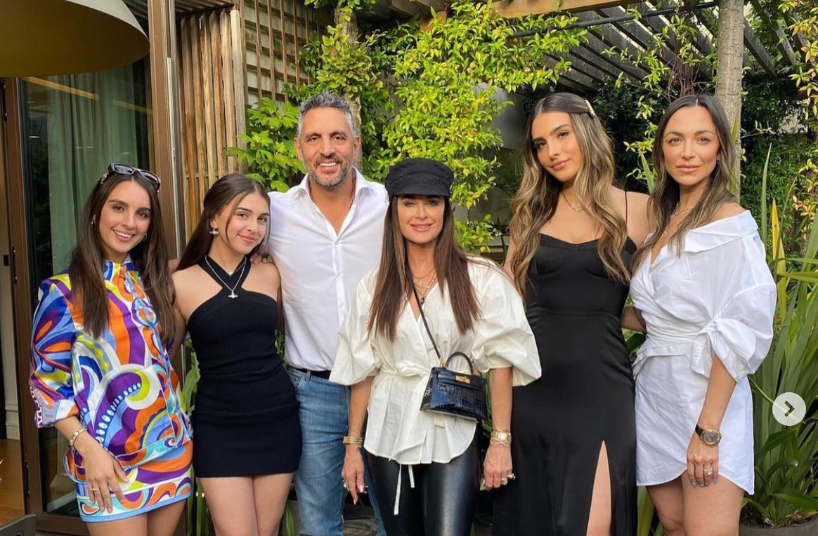 Kyle Richards And Mauricio Umansky’s 4 Daughters: What to Know