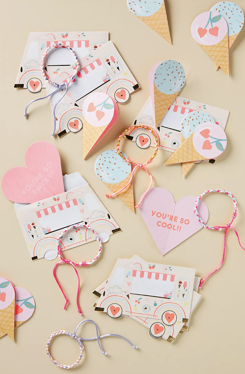 12 Easy DIY Valentine's Day Gifts That anyone can do - The Girly System