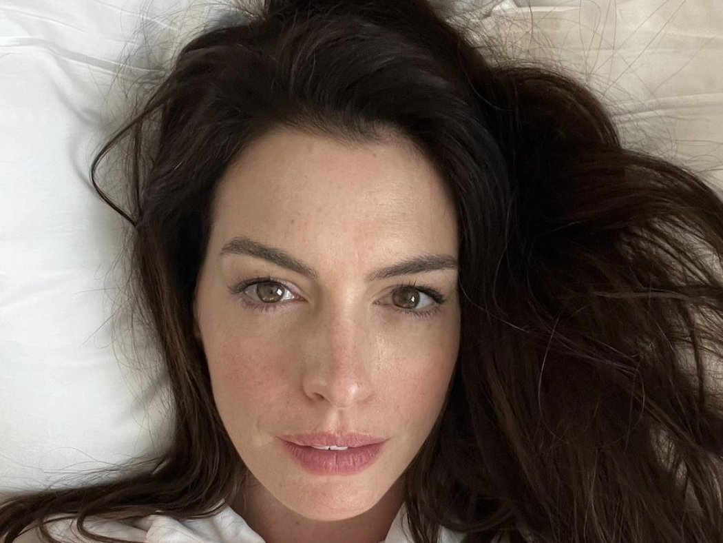 Anne Hathaway Posts a Selfie Looking Fully Ageless
