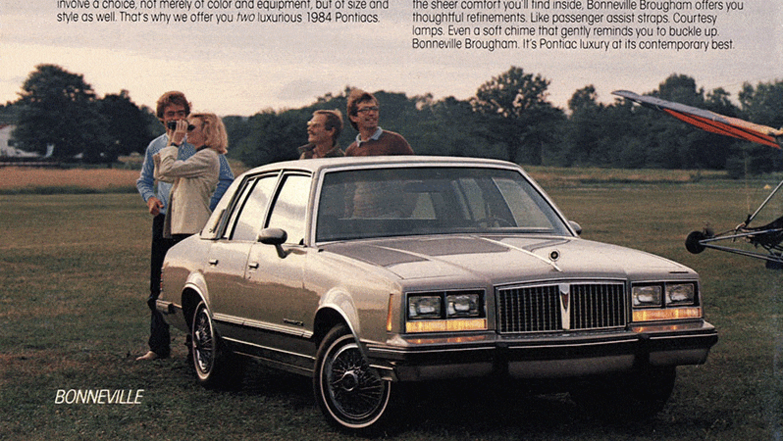 1984 Pontiac Bonneville and 1984 Pontiac Parisienne magazine advertisement.