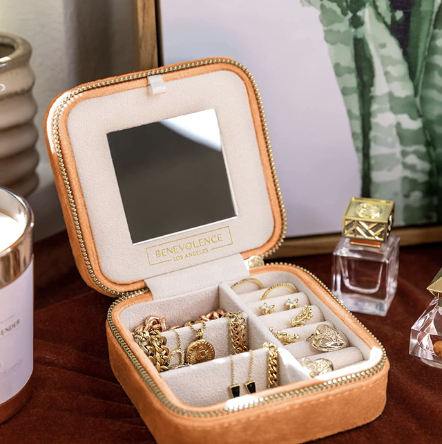 Plush Velvet Travel Jewelry Box Organizer | Travel Jewelry Organizer Box,  Travel Jewelry Case | Smal…See more Plush Velvet Travel Jewelry Box