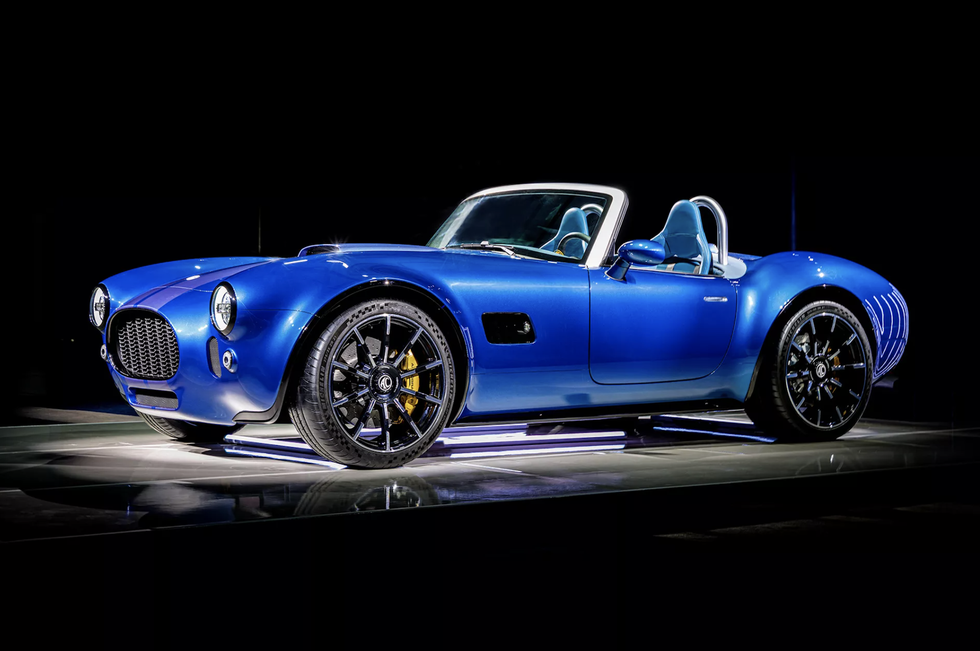 AC Cars Builds a Modern Cobra With Coyote V8 Power