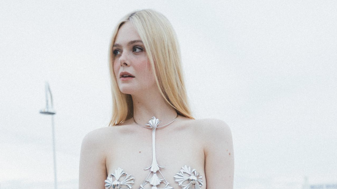 preview for Elle Fanning's best red-carpet fashion moments
