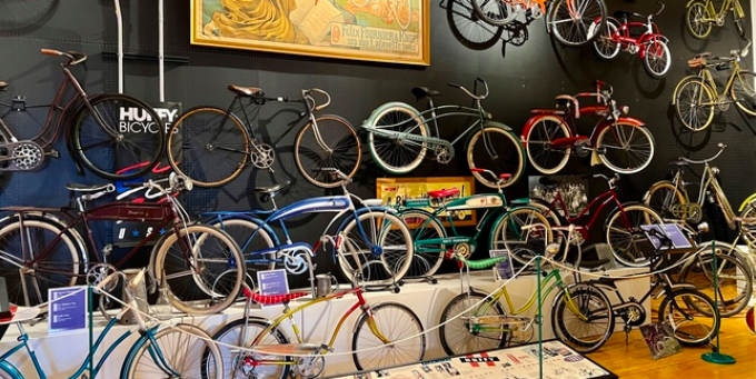 Le Bicycle Museum of America est une visite incontournable pour les amateurs de vélo