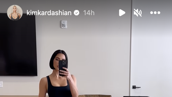 Kim Kardashian debuts her new sleek shoulder-length hair cut as