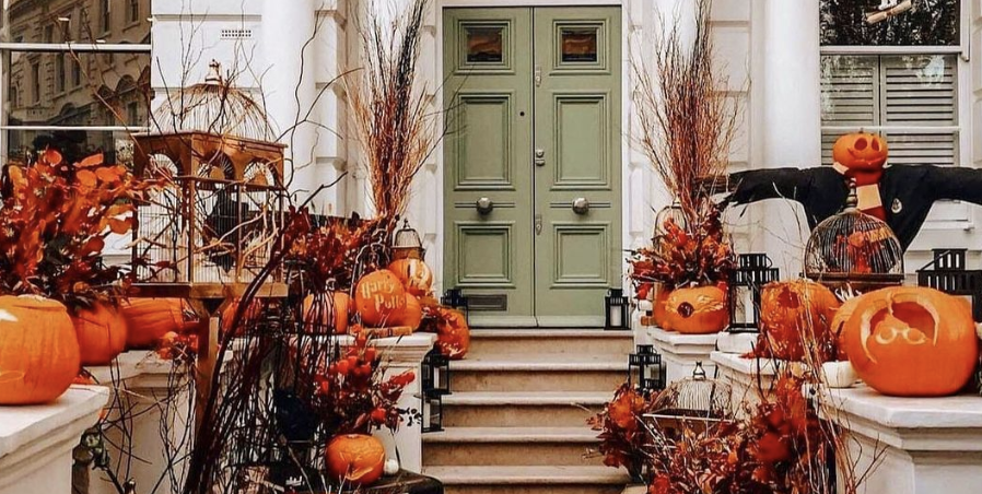 13 good and scary ideas for outdoor Halloween decorations