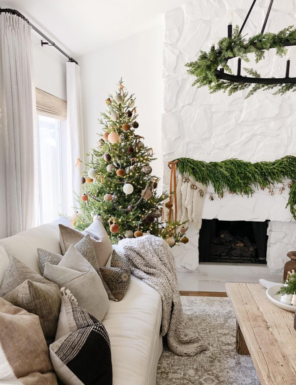 Scandinavian Christmas Decorations to Warm Your Soul