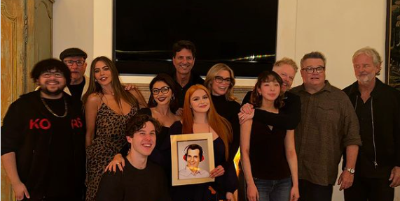 preview for Modern Family’s Lily Reunites With TV Dad Jesse Tyler Ferguson!