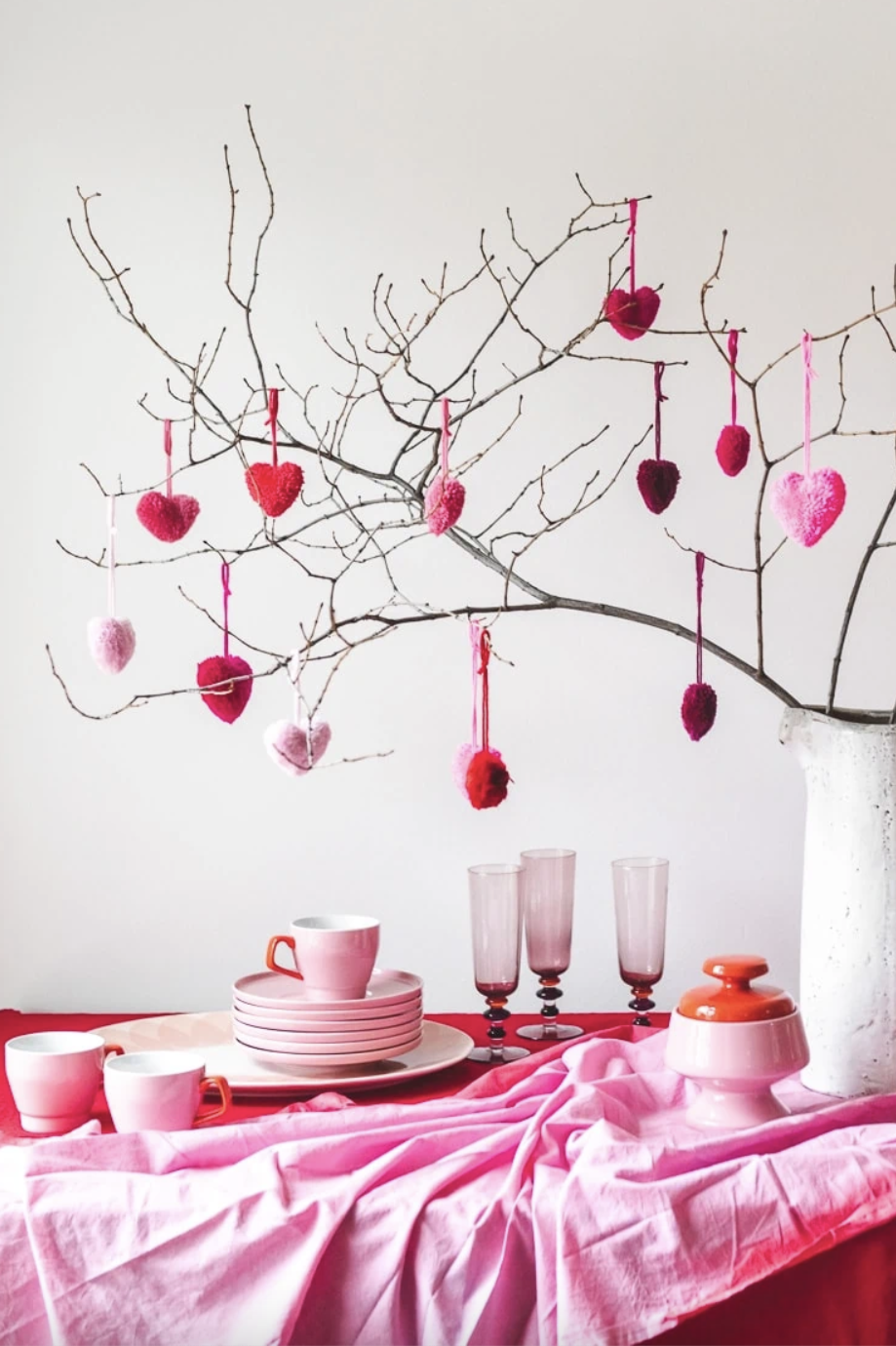 Easy Valentine Day Table Decoration Ideas