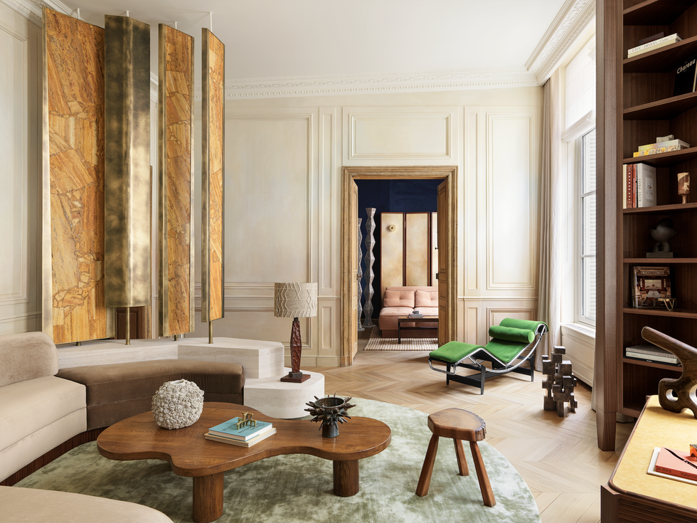 Modern living room in Hugo Toro Paris apartment