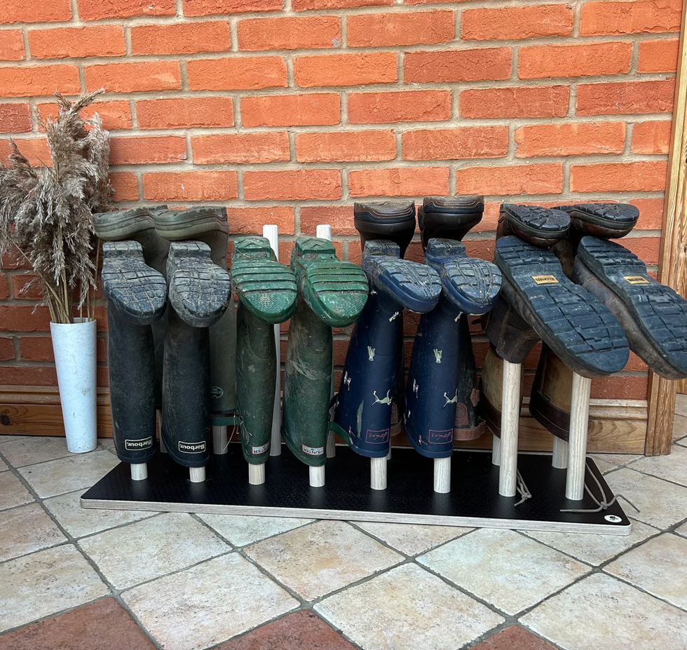 garden boot storage