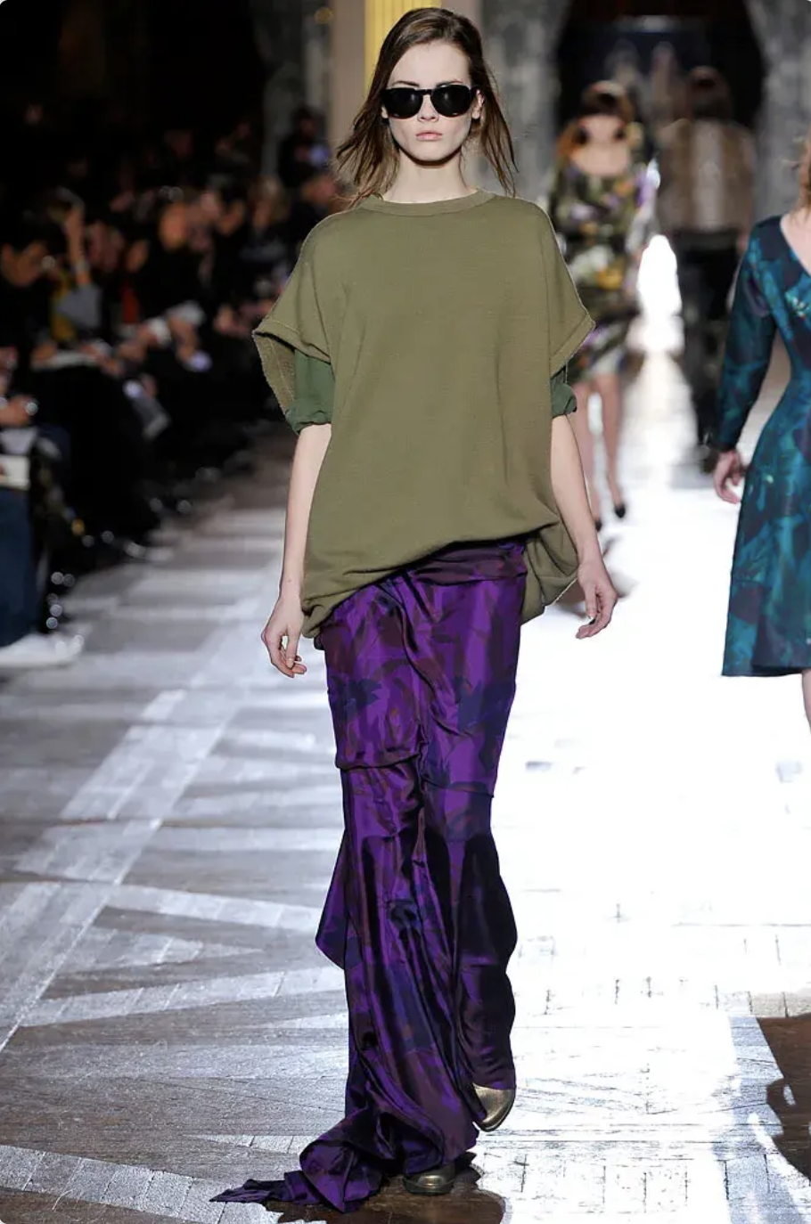 DRIES VAN NOTEN -Women's- 2025年春夏コレクション | パリ