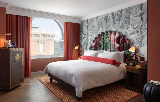 decorating tips from hotels, orange walls and curtains in hotel room