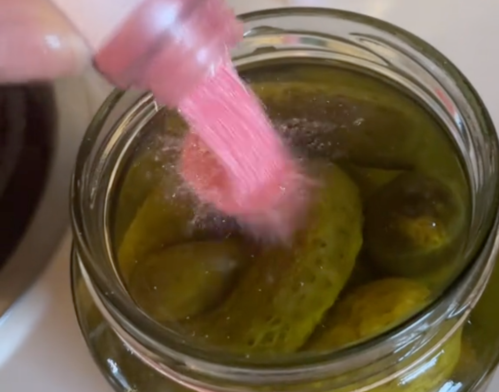 preview for Cooking Hacks That Will Save You So Much Time