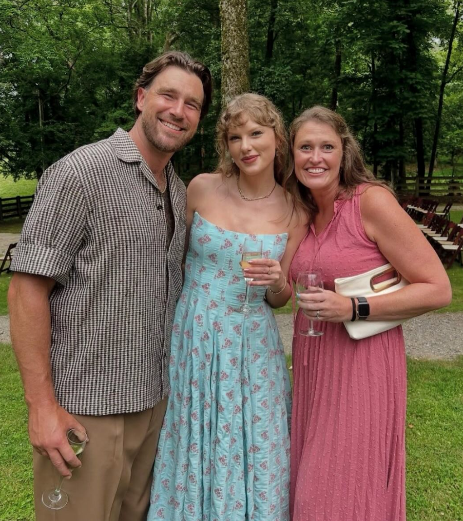 Taylor Swift Nails Wedding Guest Style in a Dreamy Blue Floral Dress