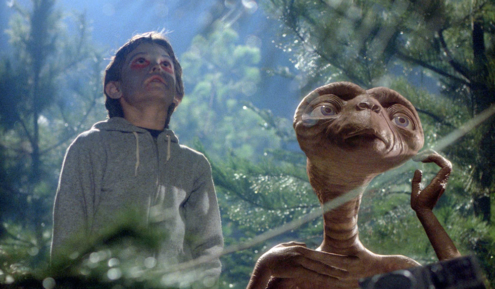 E.T et