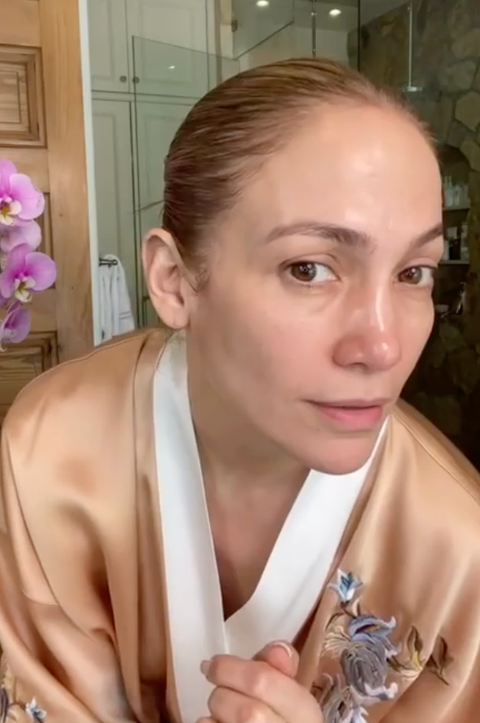 Jennifer Lopez Shares a Glowing Makeup-Free 'Morning Face' Selfie