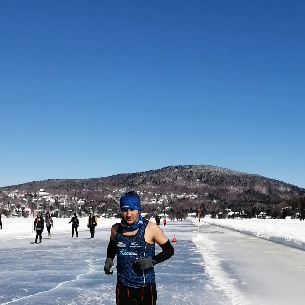 It was incredible': Barefoot runner does half-marathon on frozen