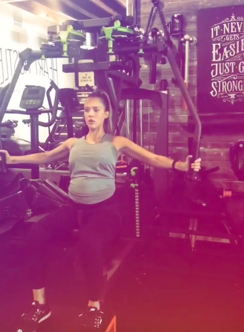 jessica alba pregnancy workout