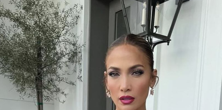 Jennifer Lopez’s 'waterfall fringe' haircut is 2024 beauty goals