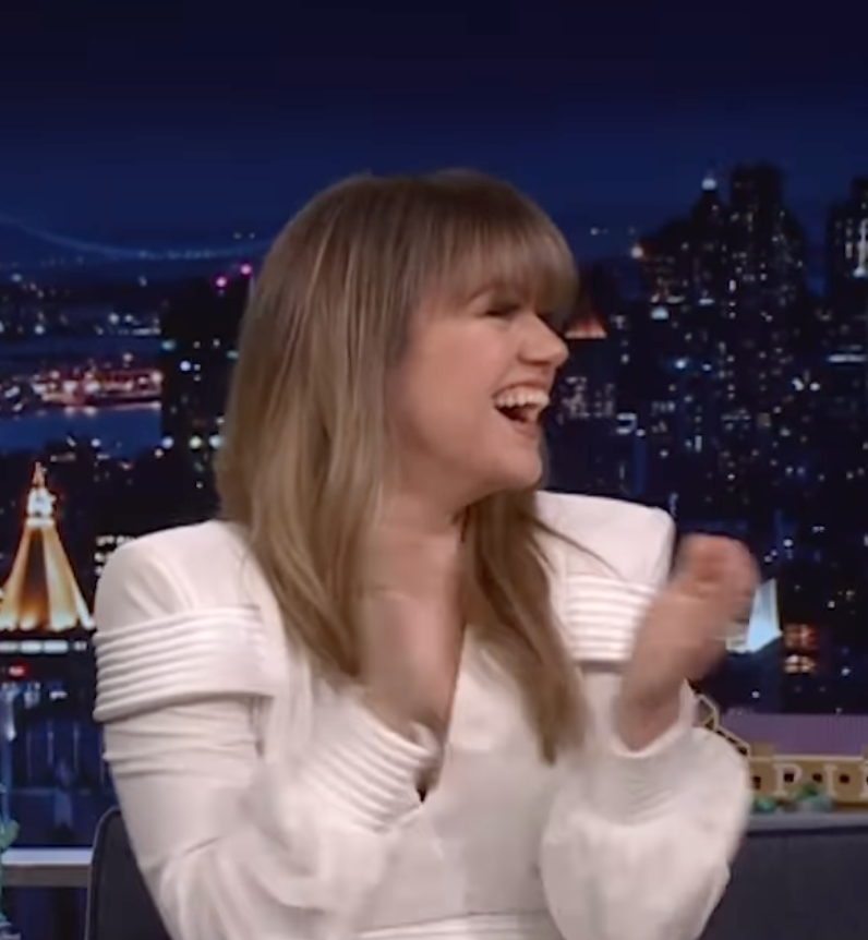 preview for How Kelly Clarkson Became a Pop Legend