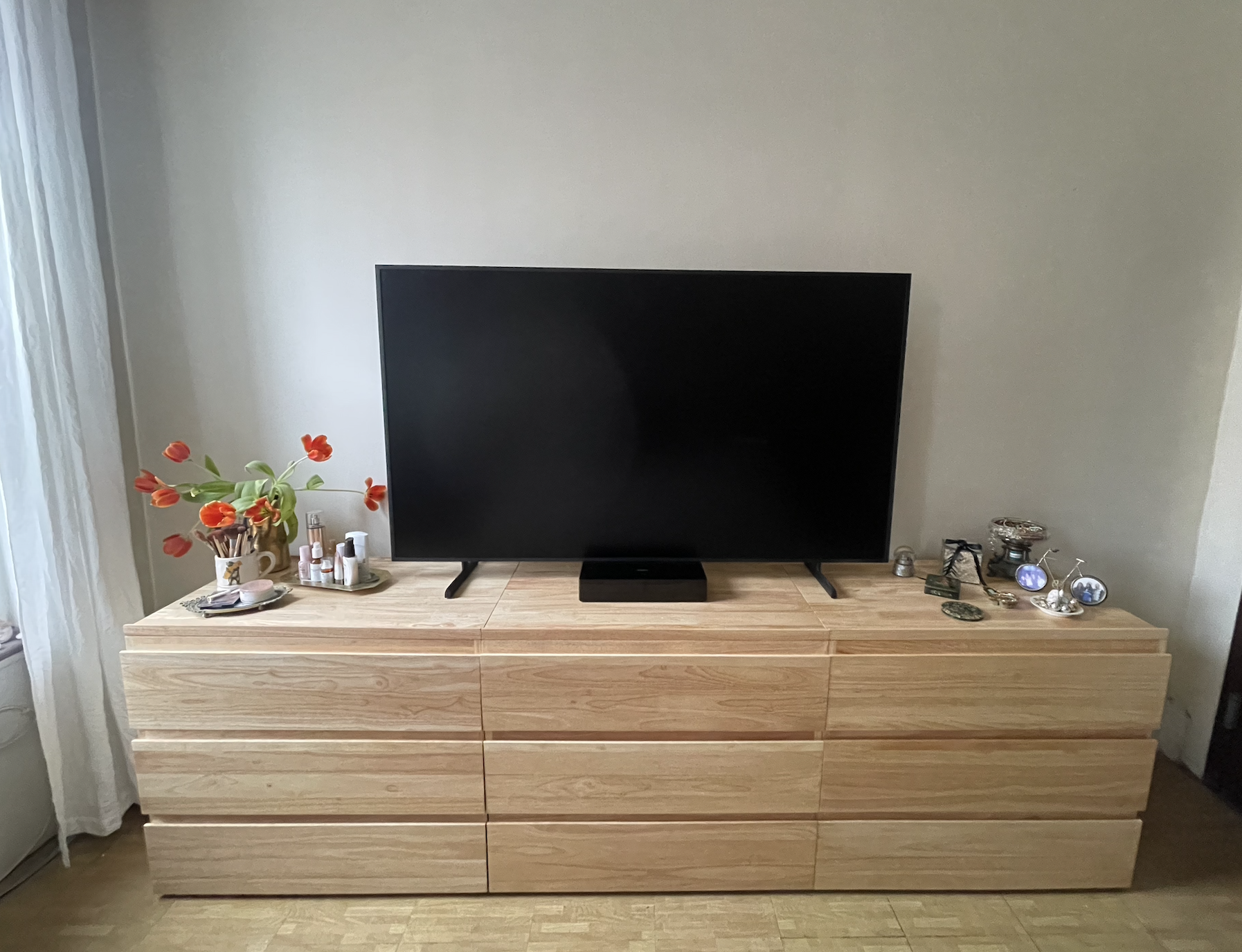 Thuma dresser discount