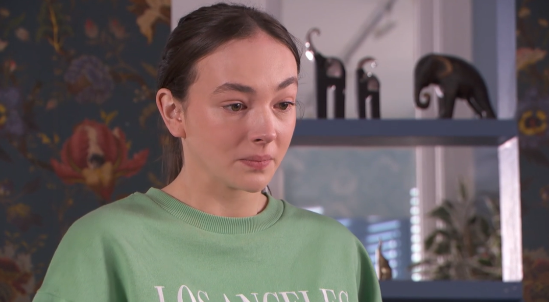 preview for Hollyoaks Soap Scoop! Frankie seeks an escape