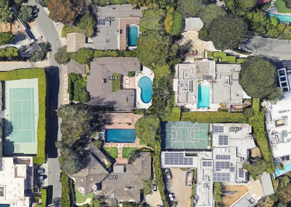 google earth screenshot of leo dicaprio's oriole way property with five land parcels