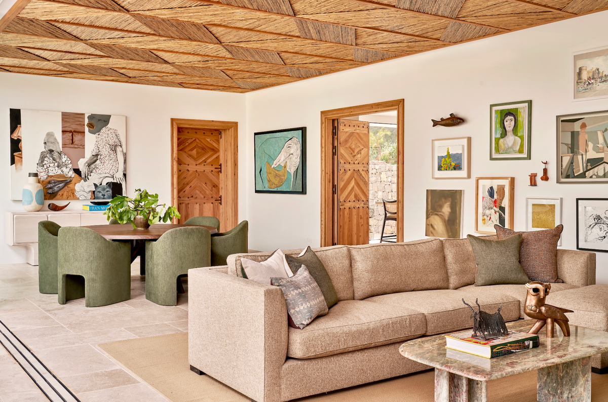 9 Key Tactics Designers Use to Make Homes Feel DEEPLY Personal