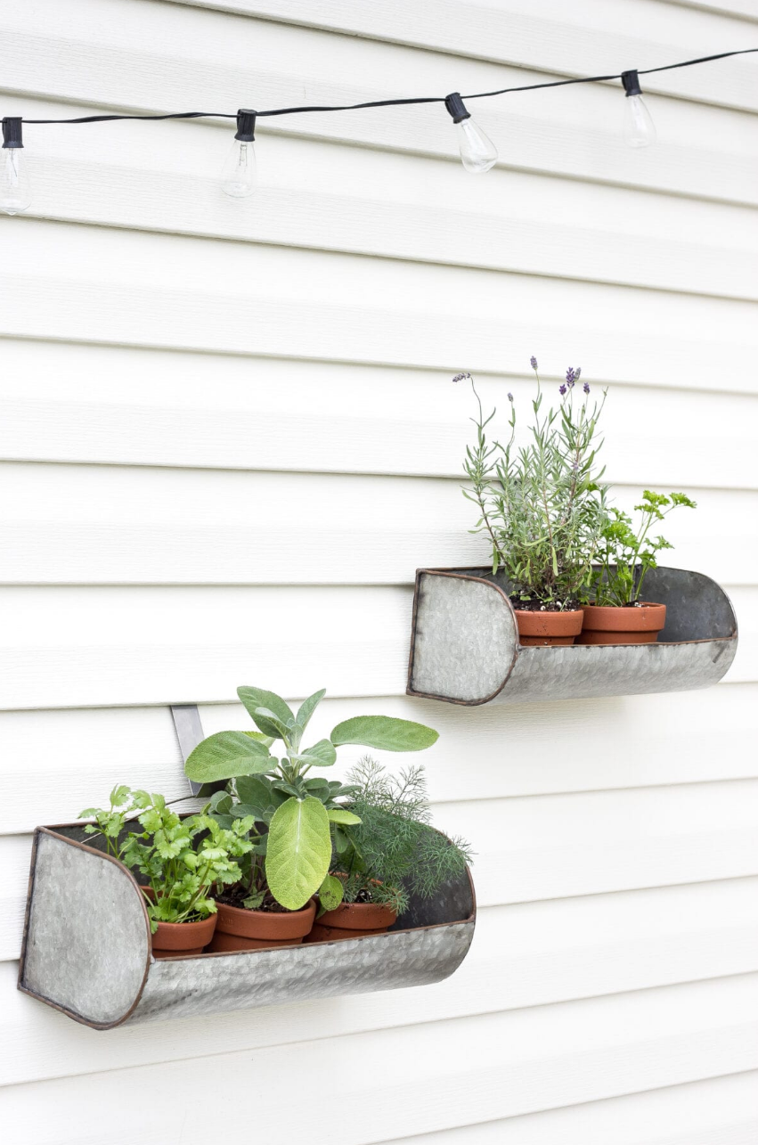 herb garden planters