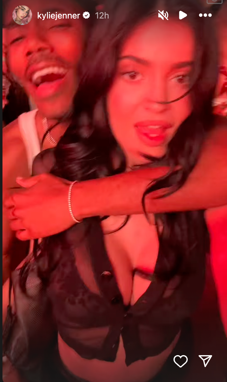 Kylie Jenner Reps the Exposed Bra Trend While Dancing to Charli XCX at Coachella