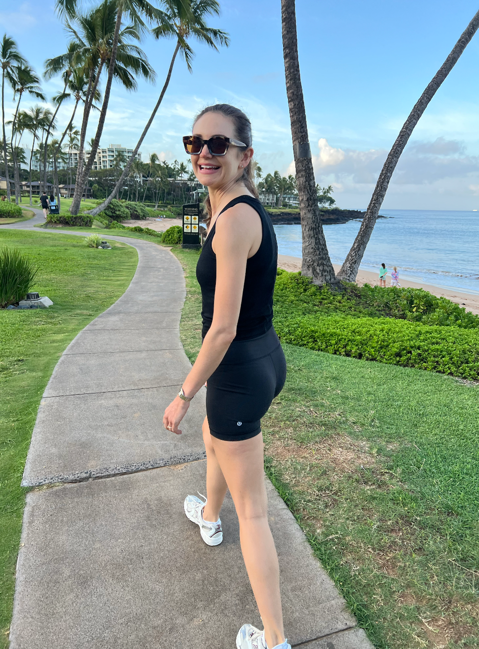 walking after eating benefits