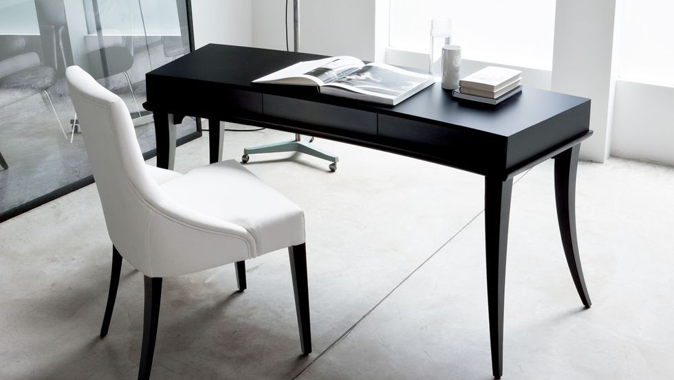 Furniture, Desk, Table, Writing desk, Computer desk, Room, Material property, Chair, Interior design, Rectangle, 