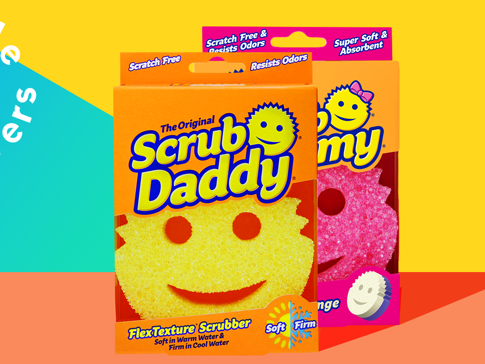https://hips.hearstapps.com/hmg-prod/images/scrub-daddy-mommy-sponges-1628011368.jpg?crop=0.6666666666666666xw:1xh;center,top&resize=1200:*