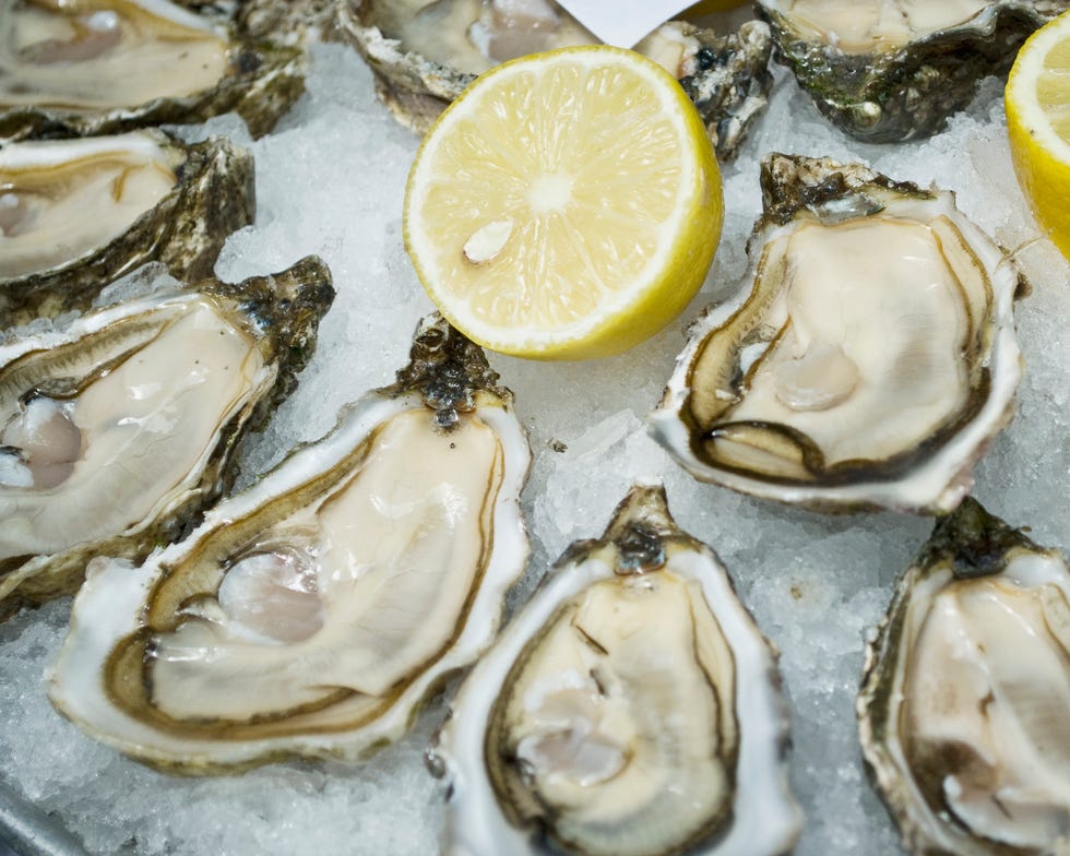 seafood brassiere, oysters, paris