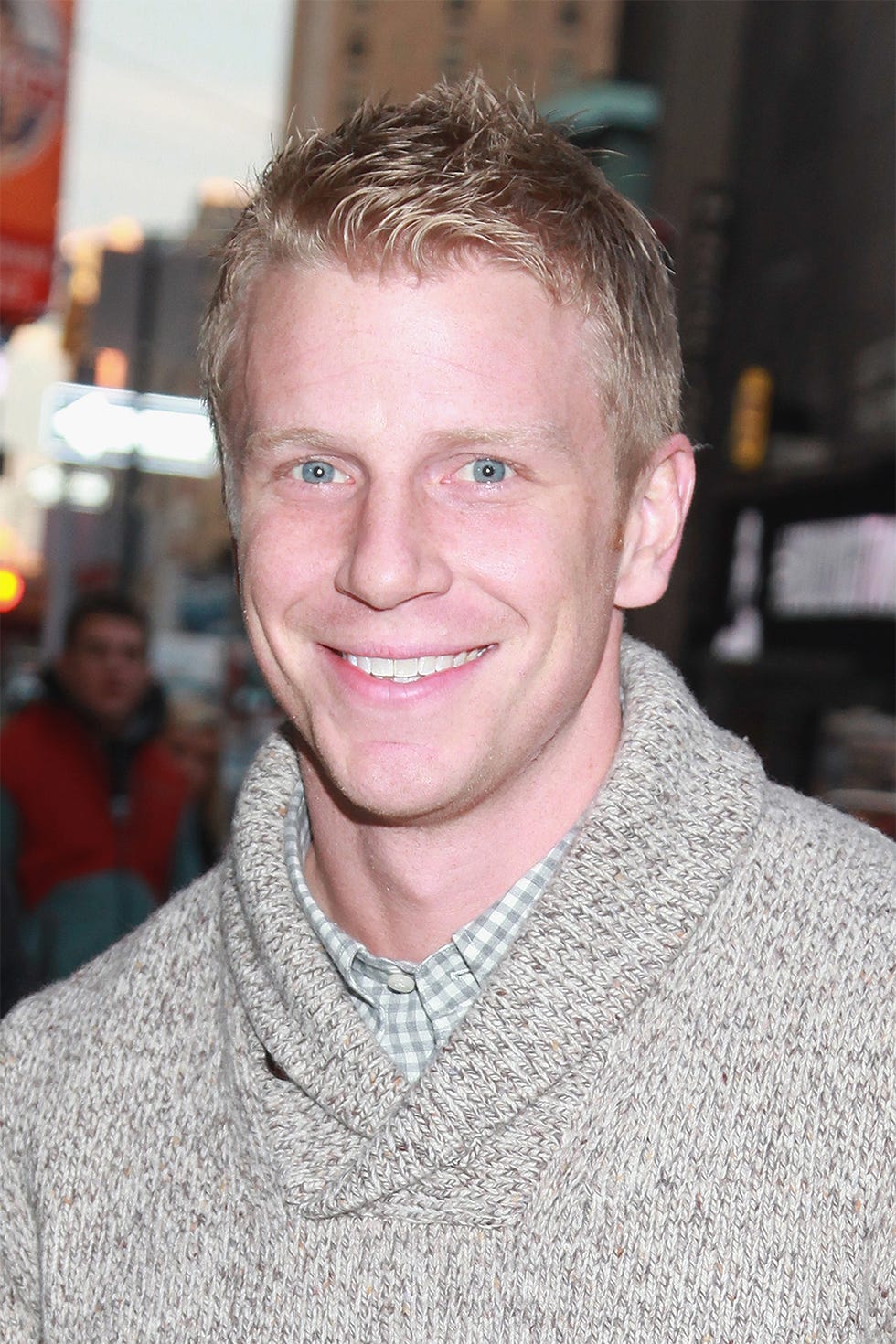 Hair, Face, Hairstyle, Chin, Eyebrow, Forehead, Blond, Smile, Jaw, Caesar cut, Hair, Face, Hairstyle, Chin, Eyebrow, Forehead, Blond, Smile, Jaw, Caesar cut,