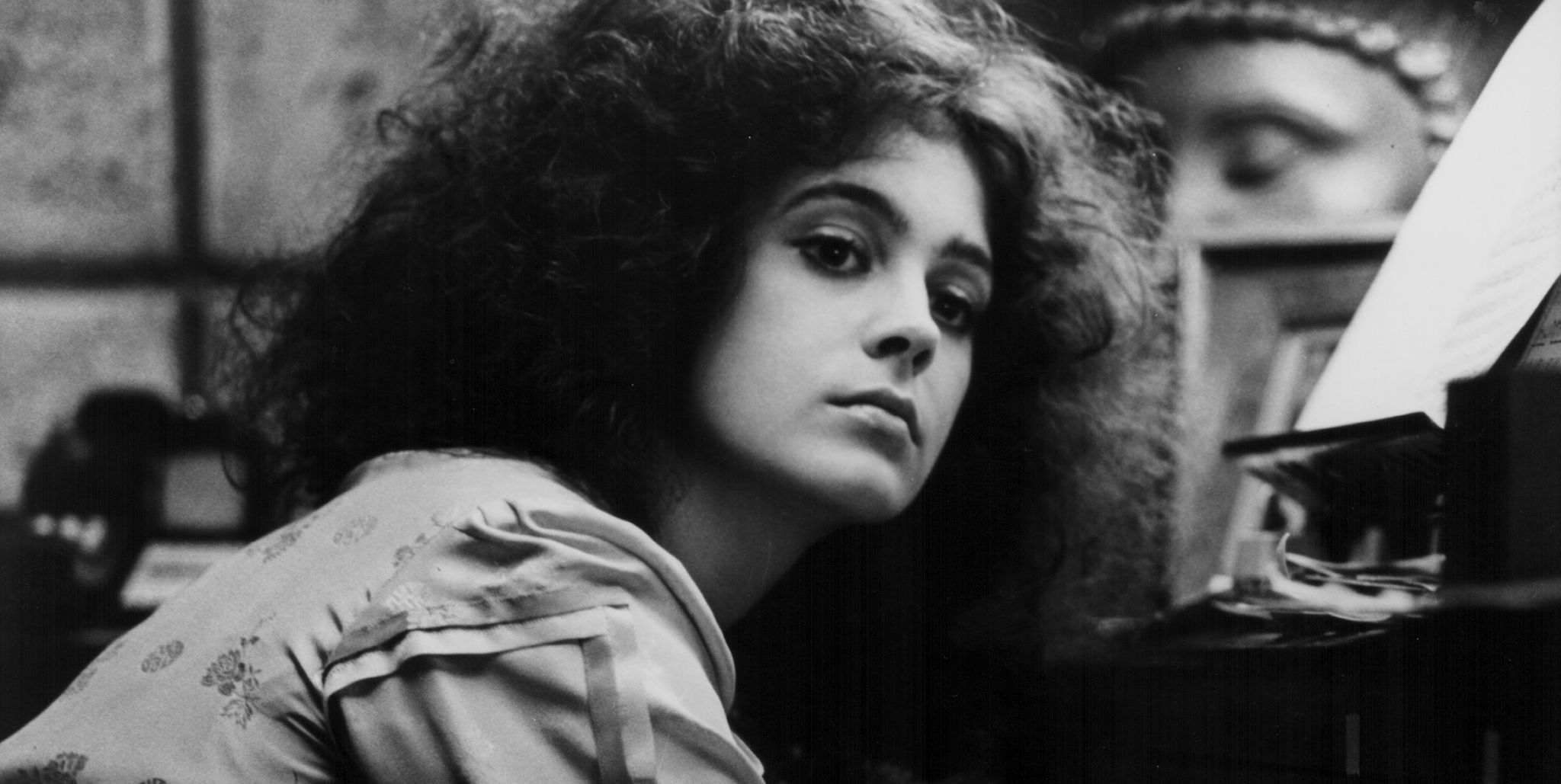 actress sean young in a scene from the movie 'blade runner', 1982 photo by stanley bielecki movie collectiongetty images