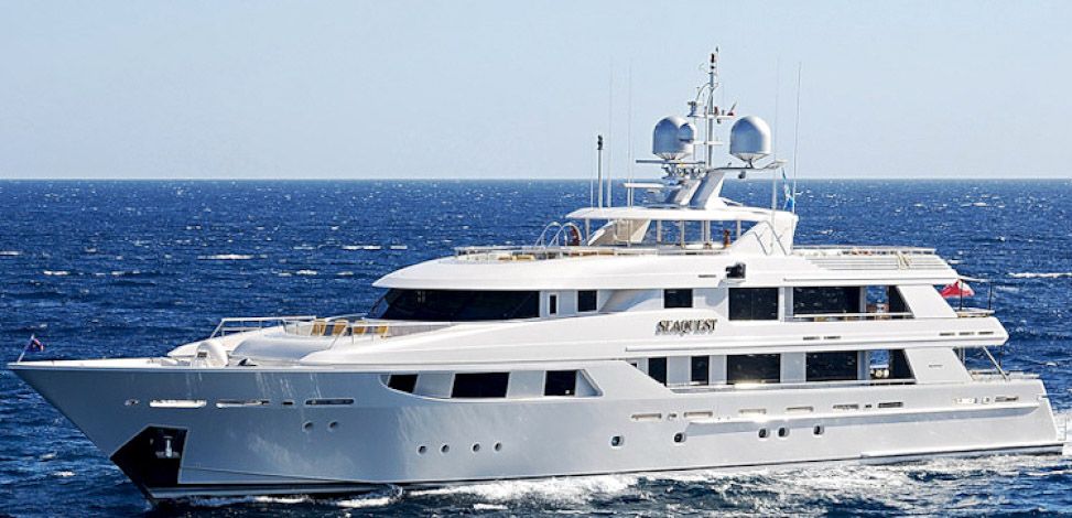 Vehicle, Water transportation, Yacht, Luxury yacht, Ship, Boat, Naval architecture, Watercraft, Motor ship, Royal yacht, 