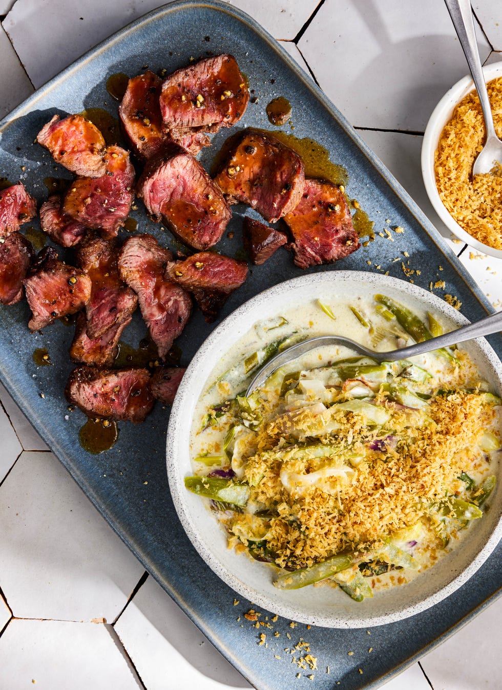 seared flat iron steak with asparagus from butcherbox