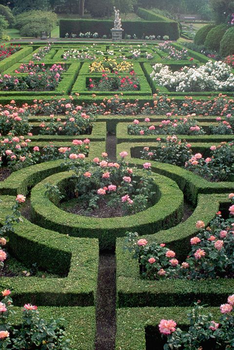 おとぎ話のような美しさ！いつか行きたいイギリスの庭園30選
