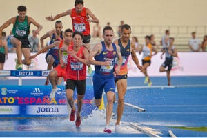 sebas martos sale del obstáculo