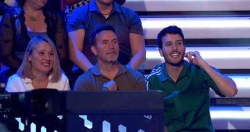 el cantante con sus 'suegros' belén y cosme en el plató de antena 3