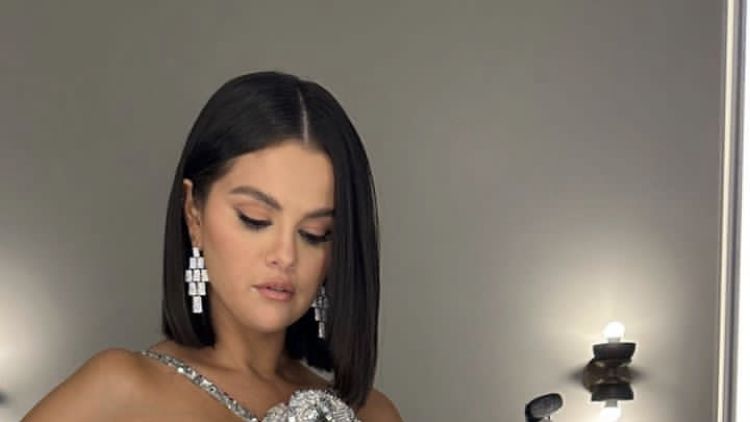 preview for Los ‘looks’ más raros que ha llevado Selena Gomez