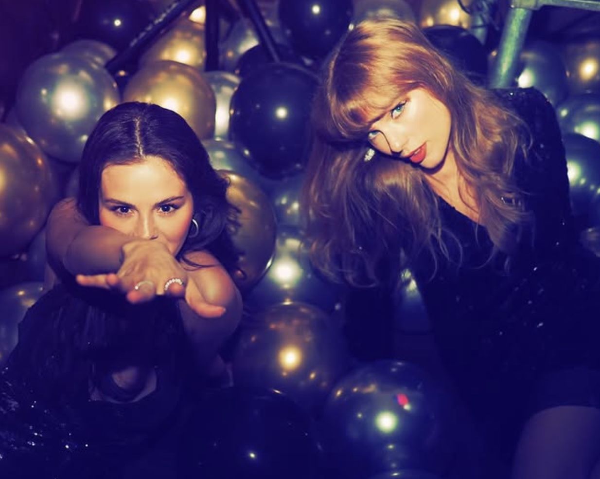 Il regalo perfetto per la tua migliore amica è questo che Taylor ha fatto a Selena (e costa anche poco)