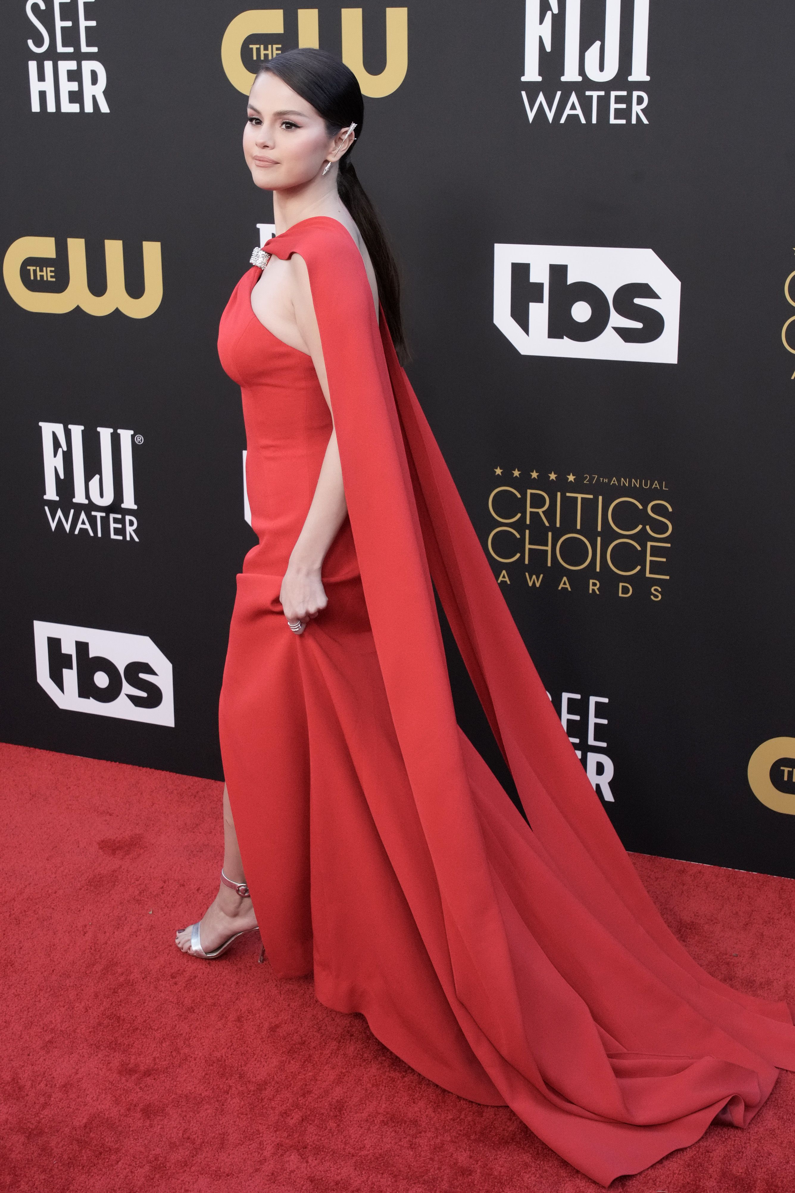 Selena Gomez Stuns In Red Cutout Gown At Critics Choice Awards: Photos –  Hollywood Life