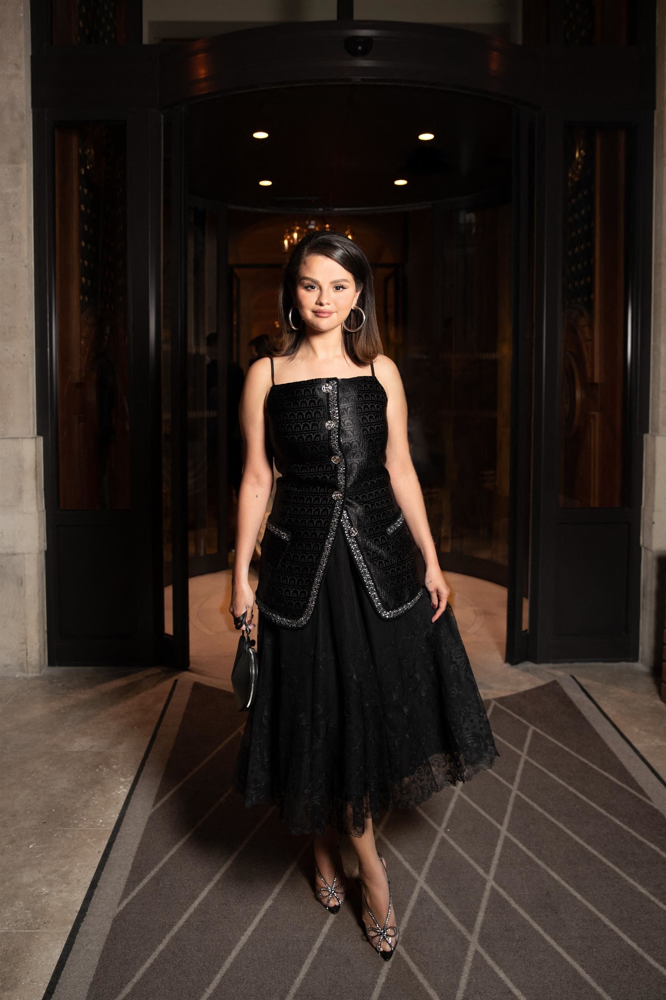Selena Gomez: Black Tweed Dress, D'Orsay Pumps