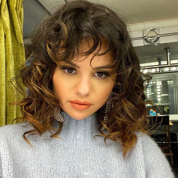Selena Gomez Natural Hair Curly