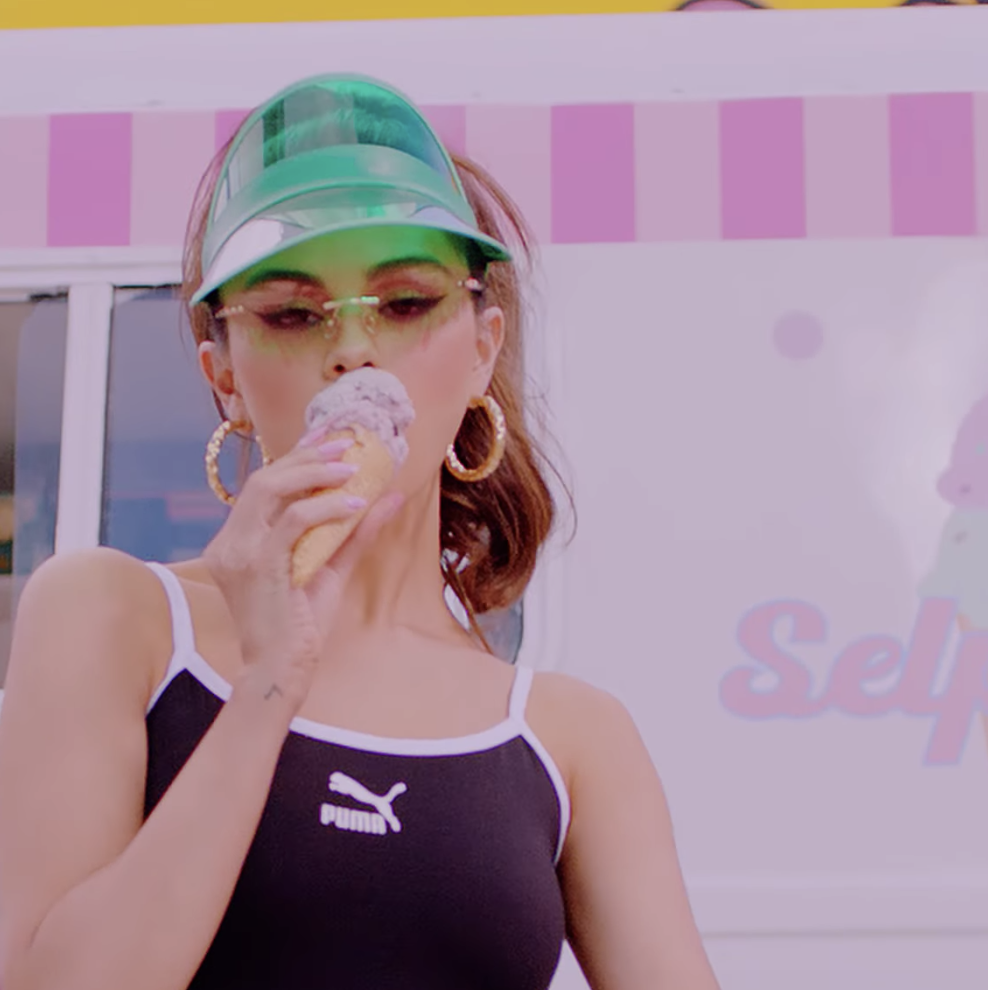 Opmerkelijk Zeebrasem Richtlijnen Selena Gomez Wears Puma Romper In BLACKPINK "Ice Cream" Music Video